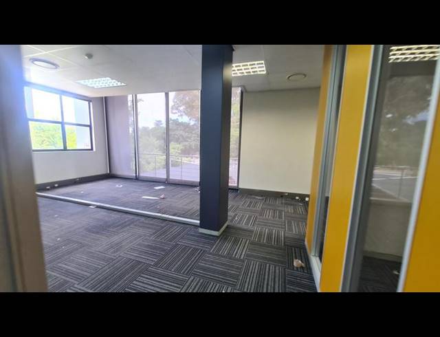 BUSINESS PROPERTY TO RENT IN HAZELDEAN